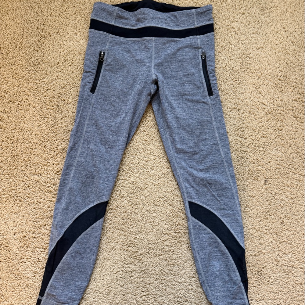 Lululemon Gray and Black leggings